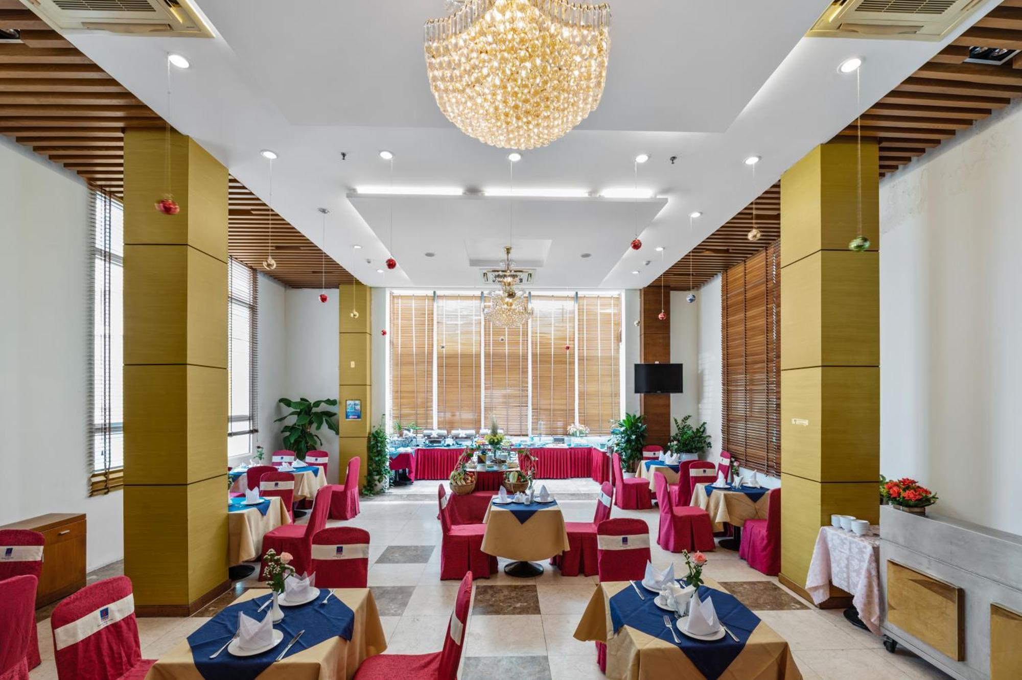 Danang Petro Hotel Экстерьер фото