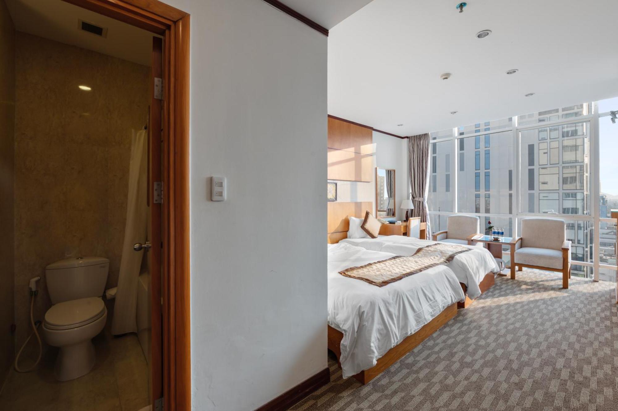 Danang Petro Hotel Экстерьер фото