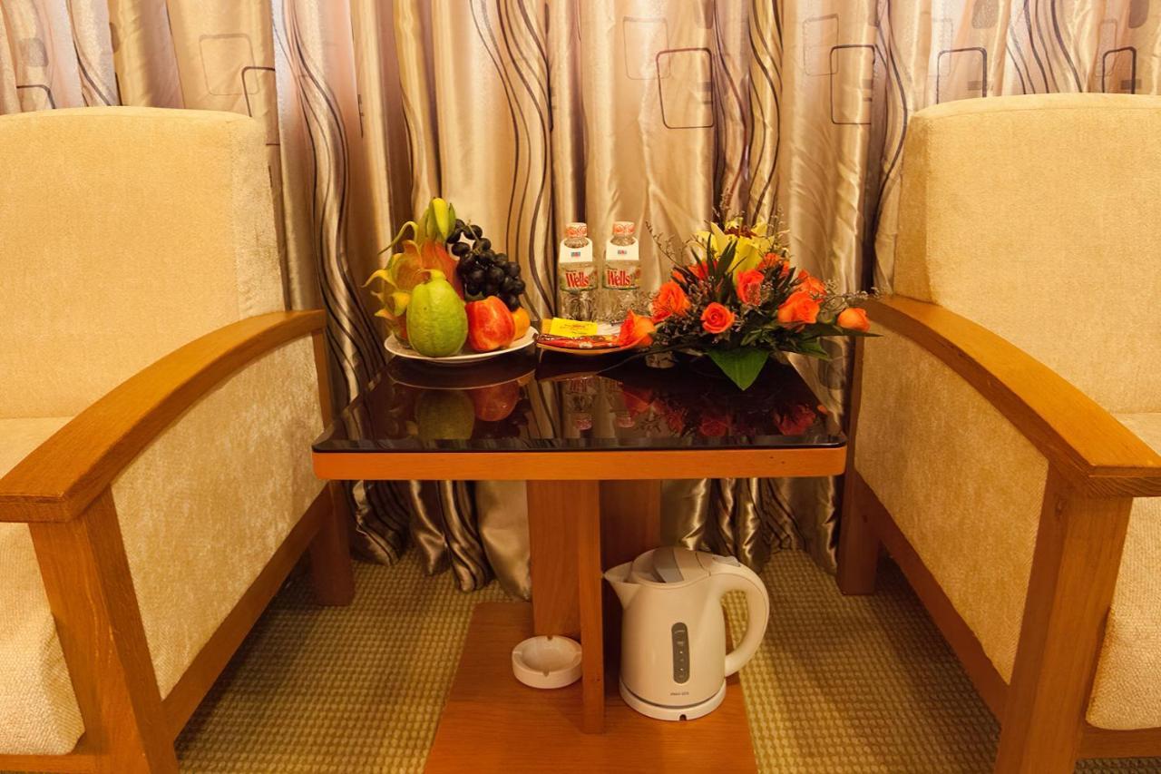 Danang Petro Hotel Экстерьер фото